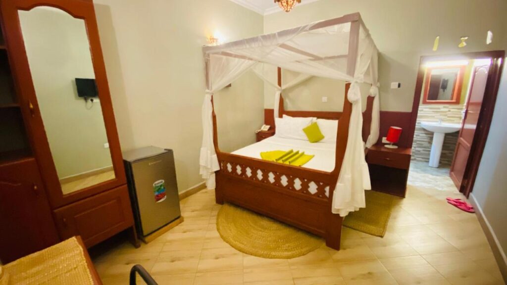 Parachichi House