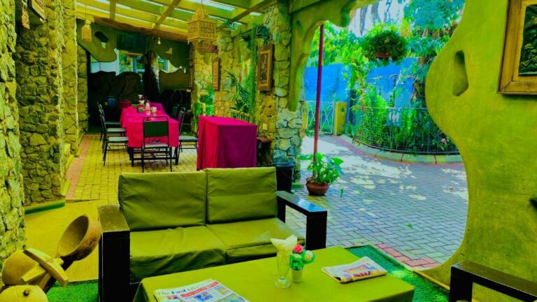 Parachichi House